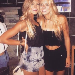 Blue tie dye American Eagle shorts